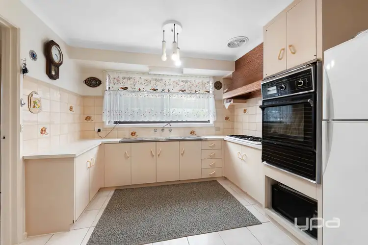 Sixth view of Homely house listing, 4 Peveril Close, Kings Park VIC 3021