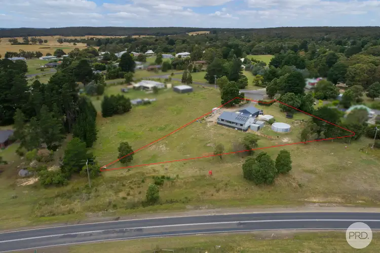 Second view of Homely house listing, 4 Springwood Close, Enfield VIC 3352