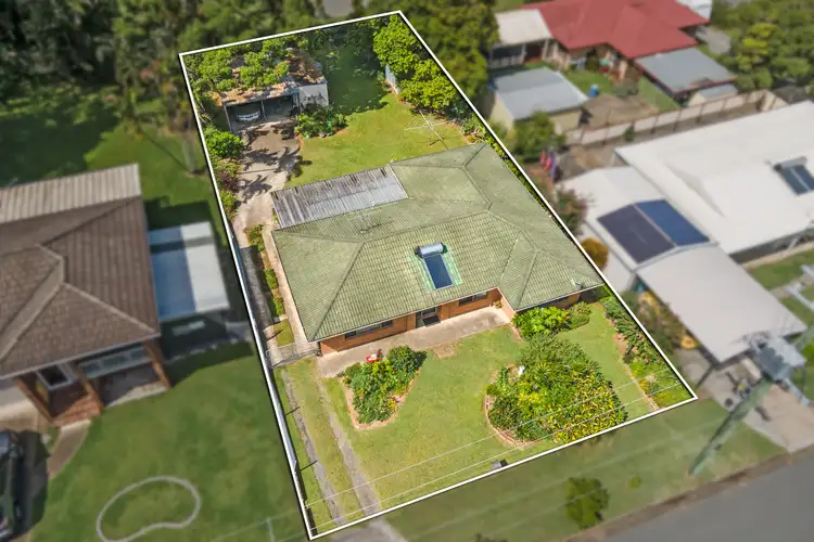 27 Bayford Street, Birkdale QLD 4159