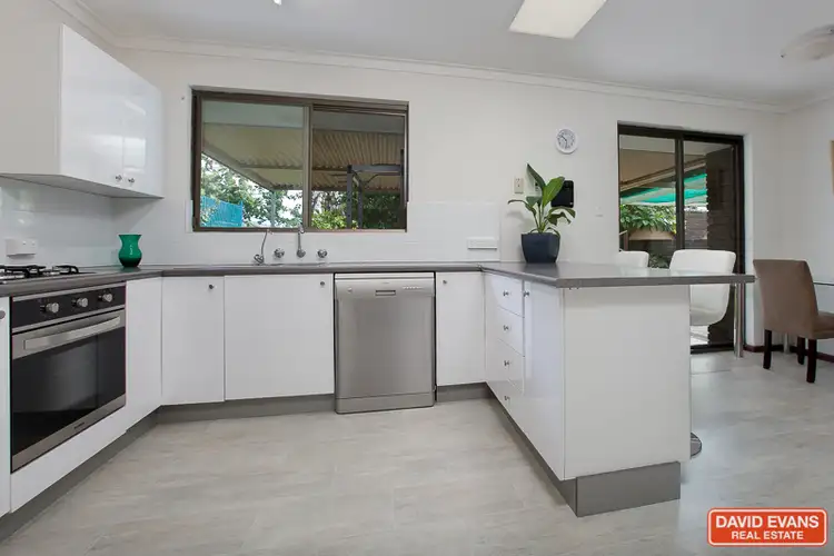 6 Taurus Court, Rockingham WA 6168