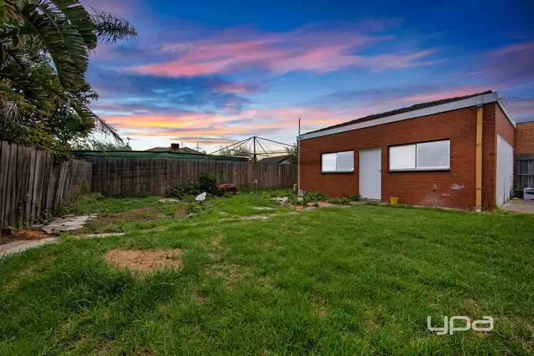 Seventh view of Homely house listing, 17 Stradbroke Drive, St Albans VIC 3021