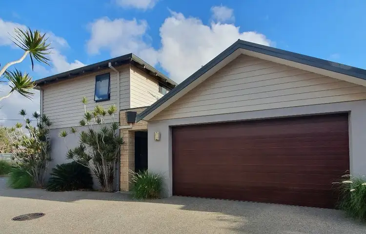 1/305 Chapman Road, Bluff Point WA 6530