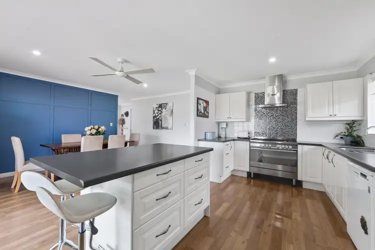 21 Oakover Way, Gosnells WA 6110