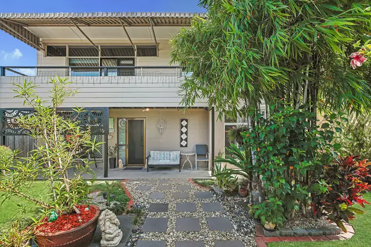 14 Eider Avenue, Paradise Point QLD 4216