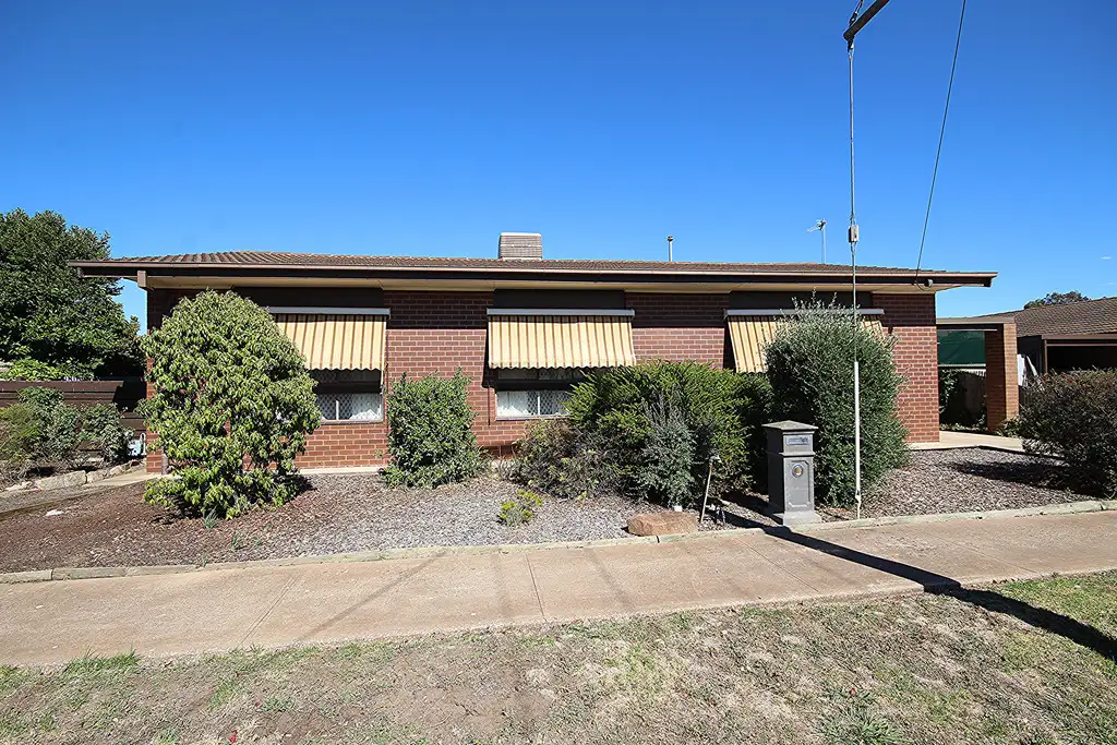 Main view of Homely house listing, 4 Carter Street, Horsham VIC 3400
