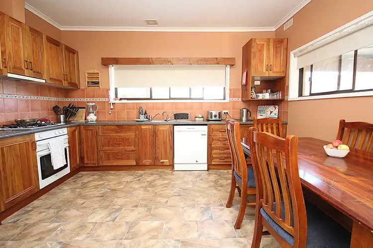 Third view of Homely house listing, 4 Carter Street, Horsham VIC 3400