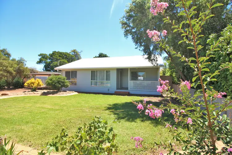 166 Erskine Road, Griffith NSW 2680