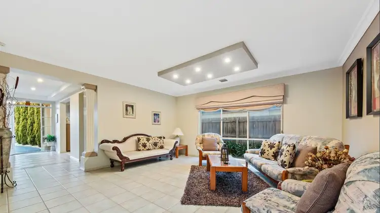 Second view of Homely house listing, 31 Arrino Crescent, Hallam VIC 3803