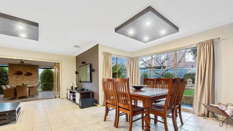 Fifth view of Homely house listing, 31 Arrino Crescent, Hallam VIC 3803
