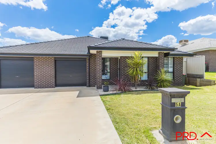 Main view of Homely house listing, 2/5a Lake Place, Tamworth NSW 2340