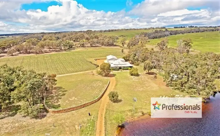 351 Herdigan Road, Wandering WA 6308