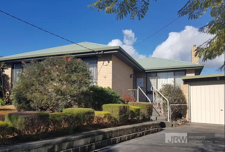 16 HIBISCUS ROAD, Blackburn North VIC 3130