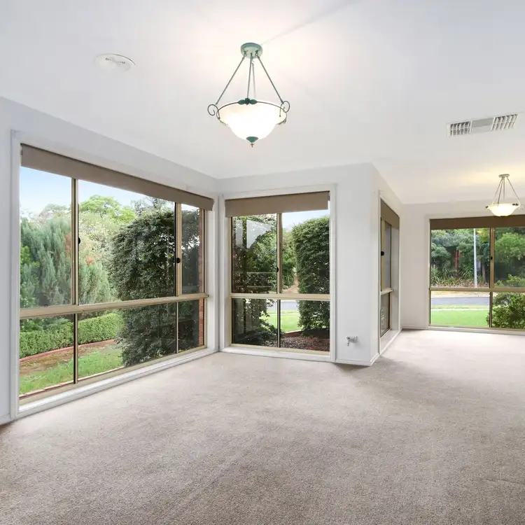 Second view of Homely house listing, 7 Falcon Circuit, Wodonga VIC 3690