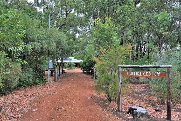 22A Council Road, Mundaring WA 6073