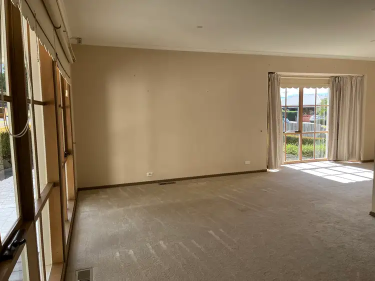 Fifth view of Homely house listing, 2 Triumph Court, Highton VIC 3216