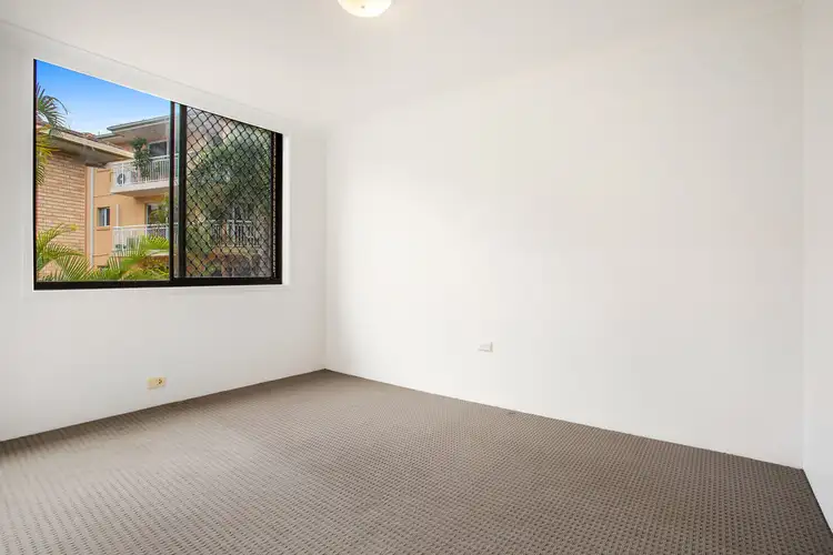 Sixth view of Homely apartment listing, 3/6 Rosewood Avenue, Broadbeach QLD 4218