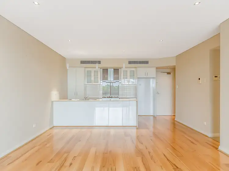 Sixth view of Homely apartment listing, 2/52 Rollinson Road, North Coogee WA 6163