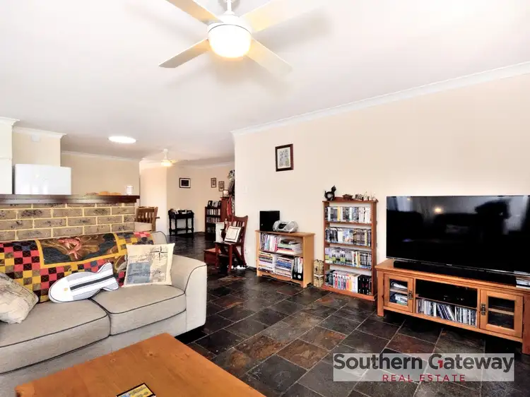 Fourth view of Homely house listing, 11 Perriam Close, Parmelia WA 6167