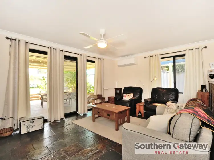 Sixth view of Homely house listing, 11 Perriam Close, Parmelia WA 6167