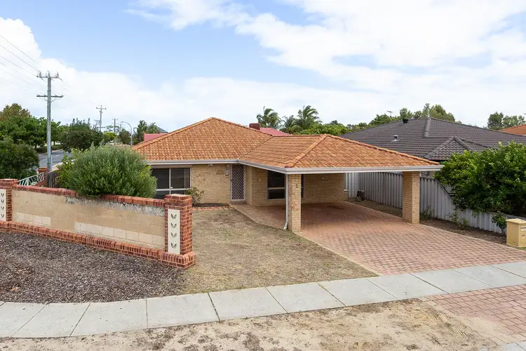 1 Buxton Entrance, Hocking WA 6065
