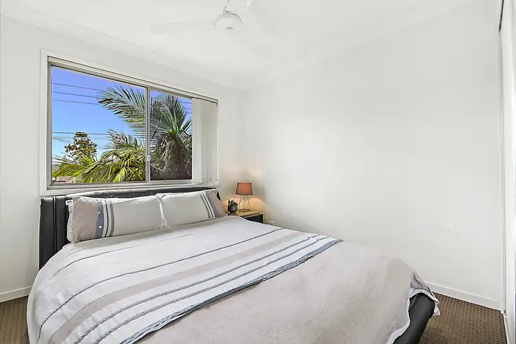 Fifth view of Homely house listing, 1/126 Central Street, Labrador QLD 4215