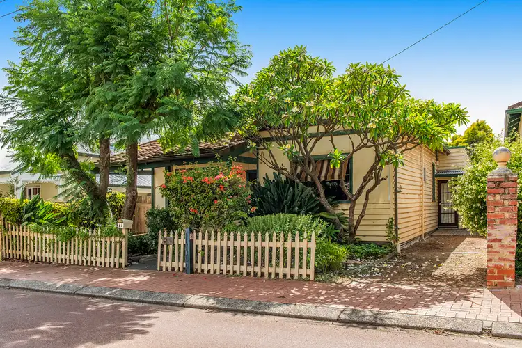 6A Stephen Street, Guildford WA 6055