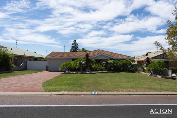 90 Leslie Street, Dudley Park WA 6210