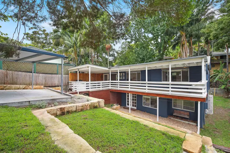 4 Hamish Crescent, Wyoming NSW 2250