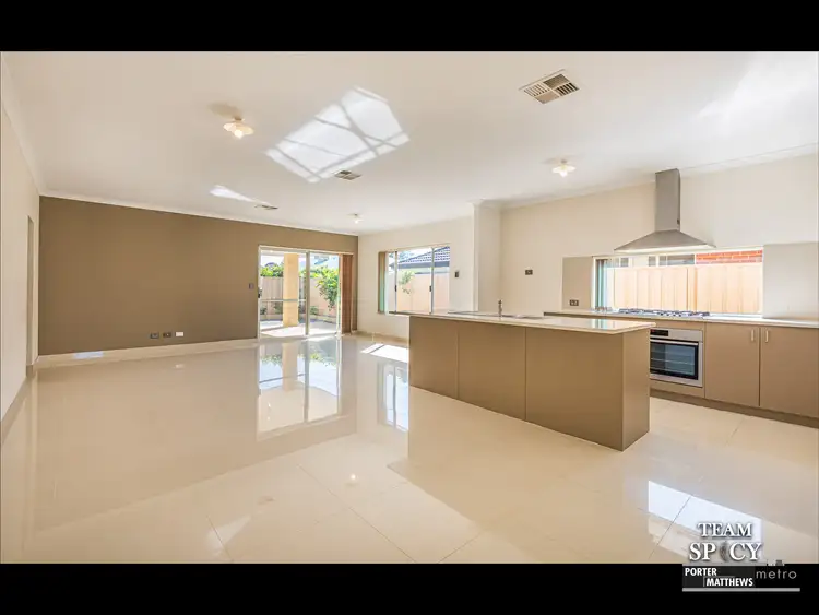 Fifth view of Homely house listing, 4 Engle Close, Maddington WA 6109