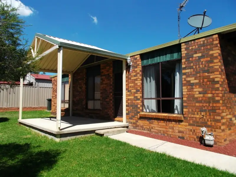 Main view of Homely unit listing, 4/25 Bottlebrush Drive, Tumut NSW 2720