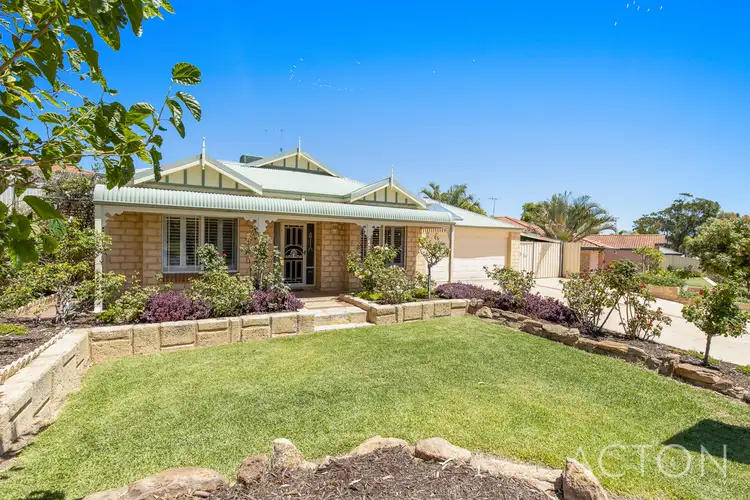 55 Macnaughton Crescent, Kinross WA 6028