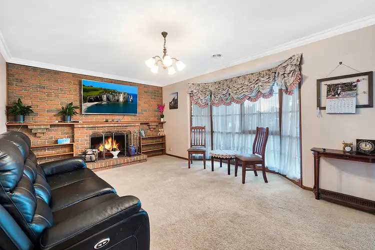 Second view of Homely house listing, 6 Yaltara Close, Cranbourne West VIC 3977