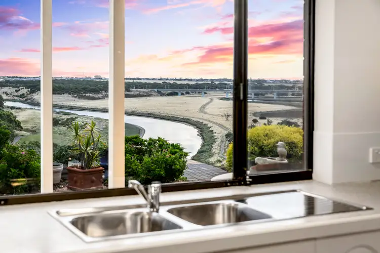 Sixth view of Homely house listing, 7 Triangle Court, Noarlunga Downs SA 5168