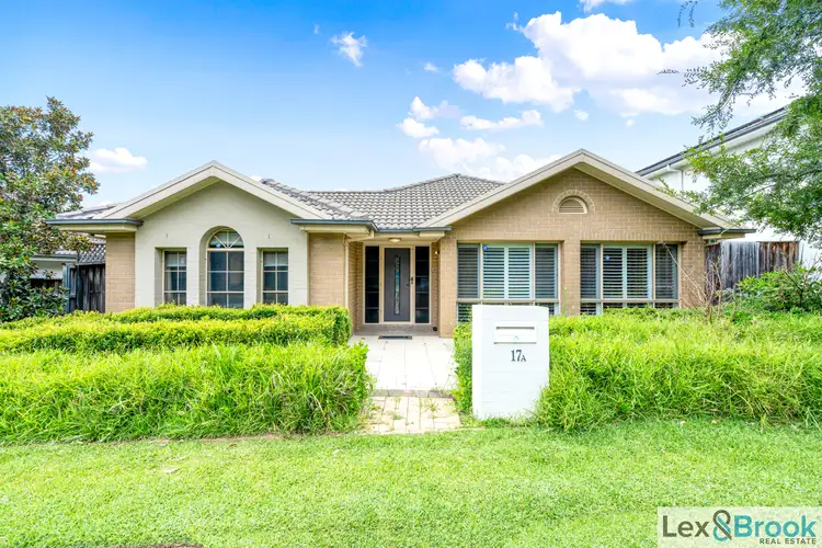 17a Glenfield Rd, Glenfield NSW 2167
