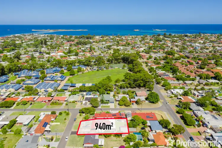 4 Shaw Street, Safety Bay WA 6169