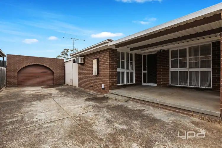 Second view of Homely house listing, 6 Myuna Drive, Kings Park VIC 3021