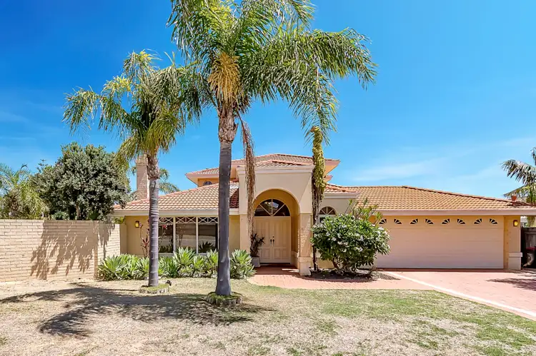 1 Ferndown Court, Currambine WA 6028