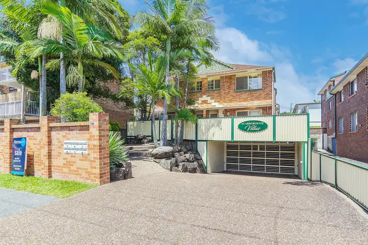 1/208 Scarborough Street, Southport QLD 4215