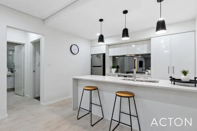 Fifth view of Homely unit listing, 4/47 Perlinte View, North Coogee WA 6163