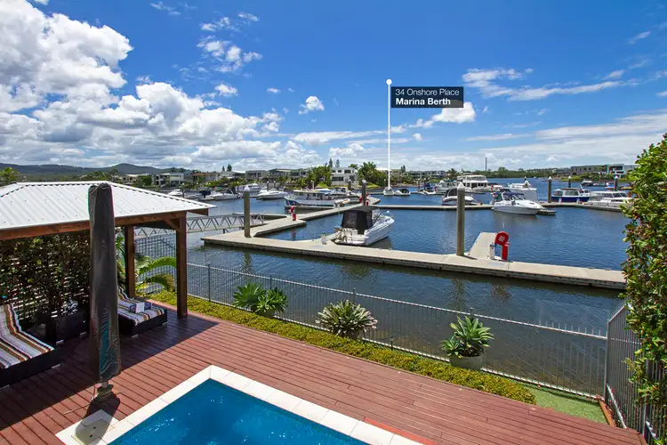 34 Onshore Place, Helensvale QLD 4212