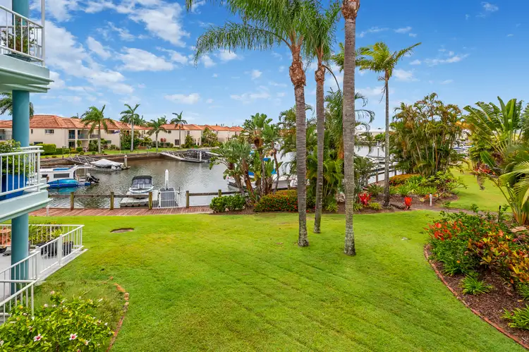 10/75 Morala Avenue, Runaway Bay QLD 4216