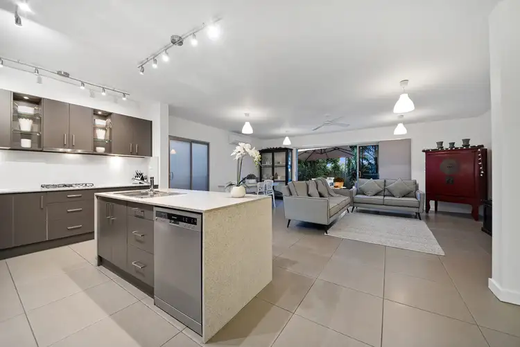 Sixth view of Homely house listing, 2/10 Thrush Avenue, Paradise Point QLD 4216