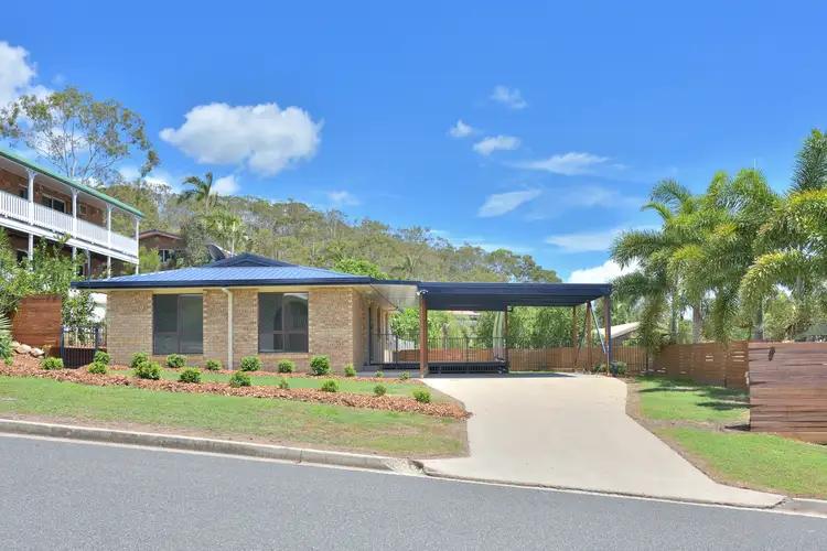 3 Dame Pattie Avenue, Clinton QLD 4680