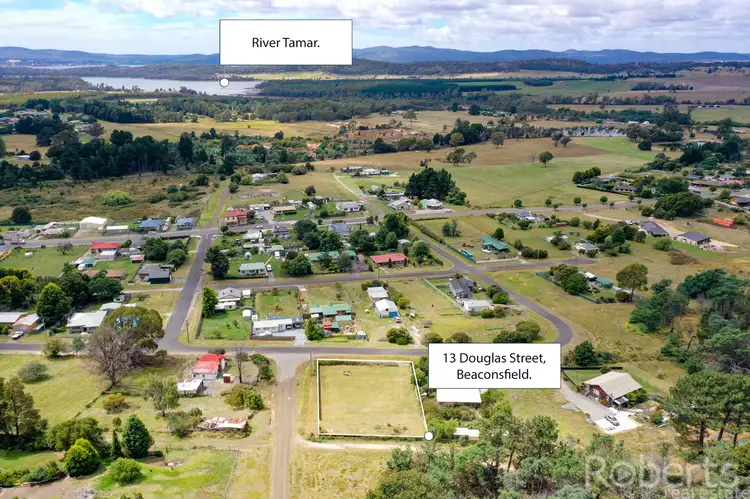 13 Douglas Street, Beaconsfield TAS 7270