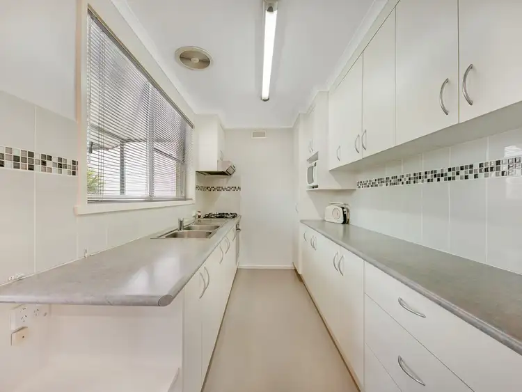 Third view of Homely house listing, 2 Twomey Court, Wodonga VIC 3690