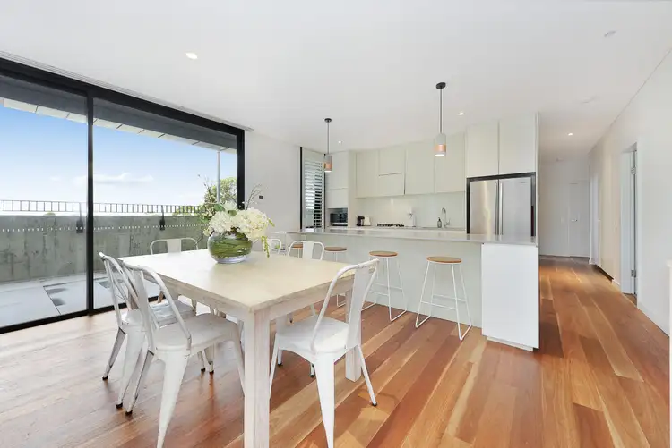 Second view of Homely unit listing, 29/1 Cawood Avenue, Little Bay NSW 2036
