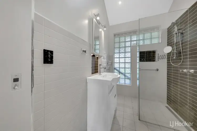 Seventh view of Homely house listing, 18 Watson Court, Melton VIC 3337