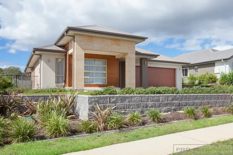 7 Dunnett Avenue, North Rothbury NSW 2335