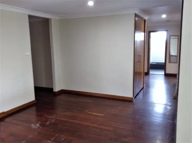 Sixth view of Homely house listing, 1 Sellenger Way, Australind WA 6233