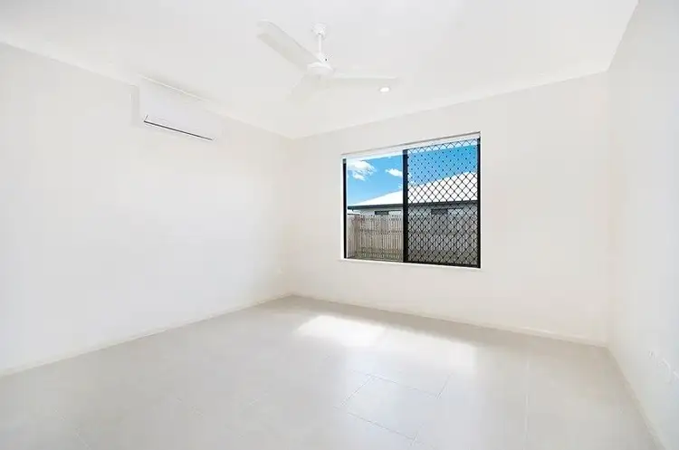 Sixth view of Homely house listing, 10 Sunburst Street, Mount Low QLD 4818